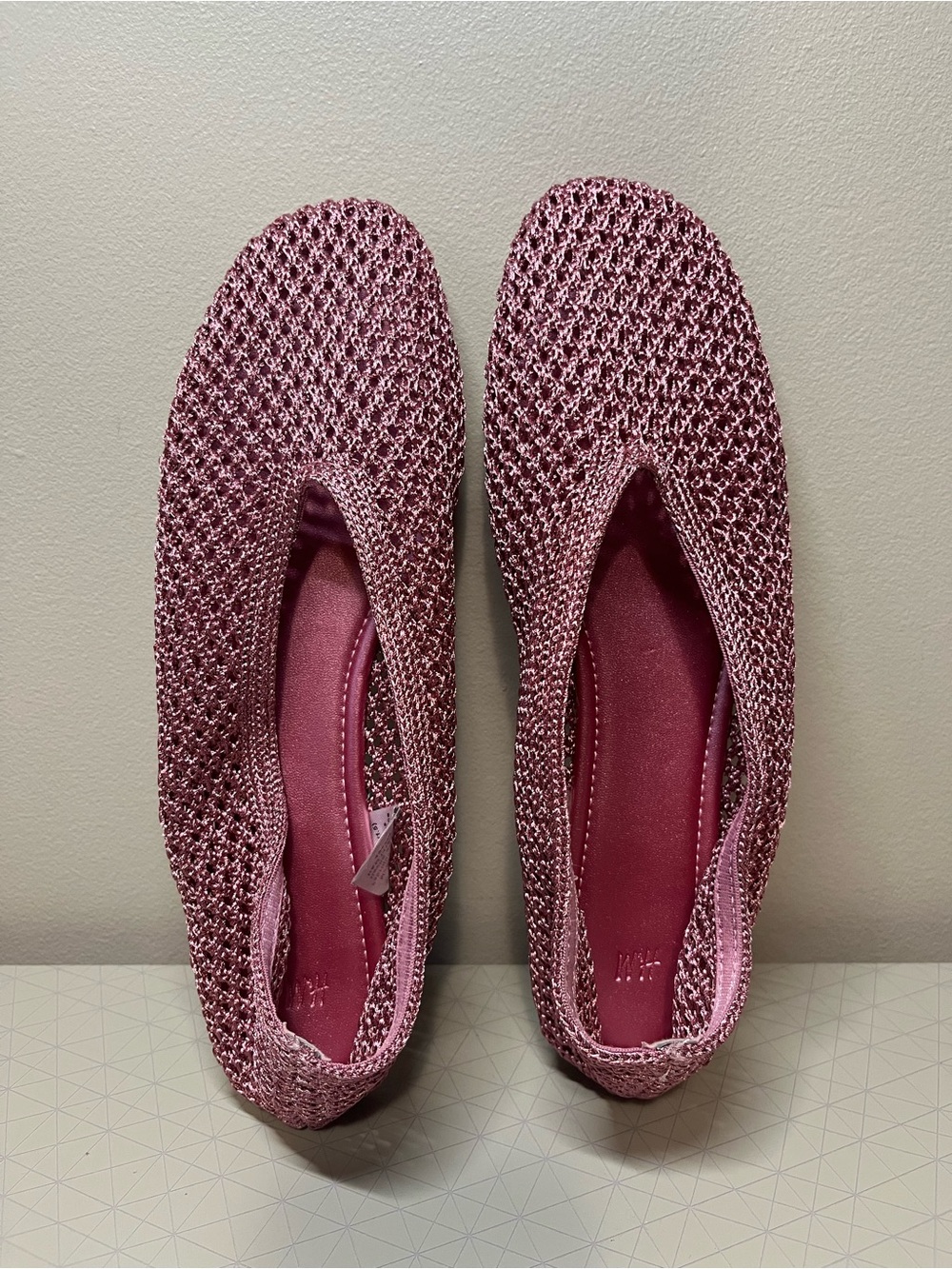 H&M Women's Braided Flats in Dark Dusty Pink - Size 8